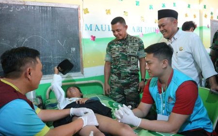 Kodim Jombang Peringati HUT TNI dengan Menggelar Khitan Massal Gratis