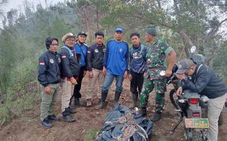 Babinsa Jajaran Kodim 0819 Turut Melakukan Evakuasi Pesawat Tucano yang Jatuh di Pasuruan