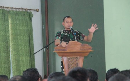 Tekankan Netralitas TNI dan Tugas Pokok Satuan, Dandim 0812 Lamongan Berikan Jam Komandan