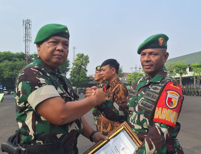 Kisah Inspiratif Pangdam V Brawijaya Memuliakan Babinsa Berprestasi Membangun Wilayah Binaan 