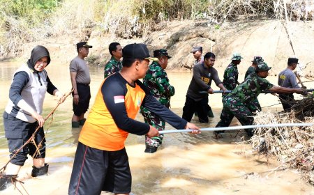 Warga Apresiasi Kerja Bakti Prajurit Kodim/0802 Ponorogo