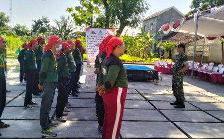 Babinsa Koramil 0812/06 Ngimbang Latih PBB Anggota Banser