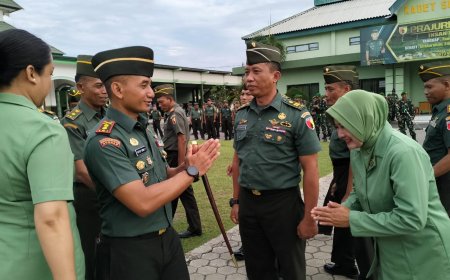 Perpisahan yang Meninggalkan Kesan: Dandim 0812/Lamongan Melepas Sosok Bintara Terbaiknya