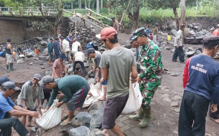 Kerja Bakti Masal Dipimpin Danramil Lumbang, Warga Diberikan Motivasi untuk Gotong Royong