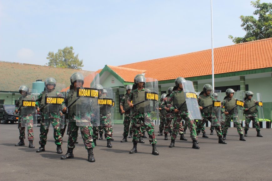 Menyambut Pemilu 2024, Kodim 0819/Pasuruan Menggelar Pelatihan Penanggulangan Huru Hara