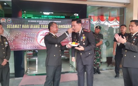 Kejutan Manis Dandim untuk Kapolres Lamongan di Hari Bhayangkara ke-78
