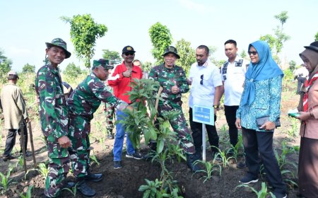 Dandim Ponorogo Bersama Pemkab Gelar Aksi Penghijauan di Ngindeng
